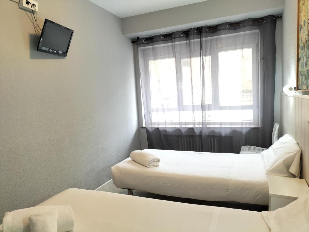 Hostal Albero By Gaiarooms Salamanca Exterior photo
