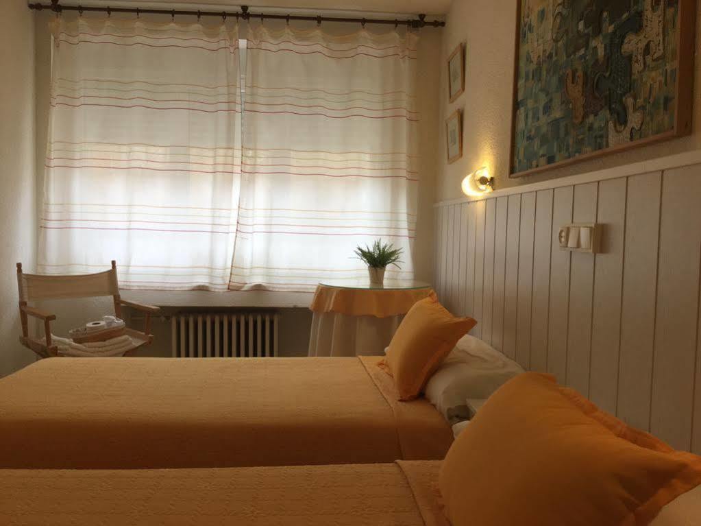 Hostal Albero By Gaiarooms Salamanca Exterior photo